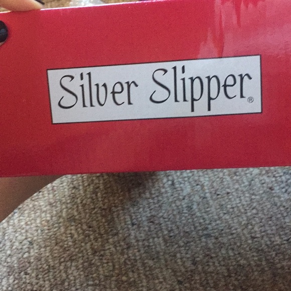 Silver Shoes - Picture 4 of 4
